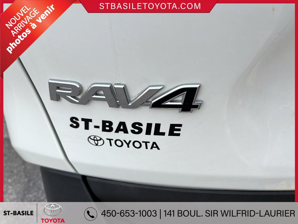 Toyota RAV4 XLE PREMIUM AWD CUIR TOIT VOLANT/SIÈGES CHAUFFANT 2022 à Saint-Basile-Le-Grand, Québec - 7 - w1024h768px