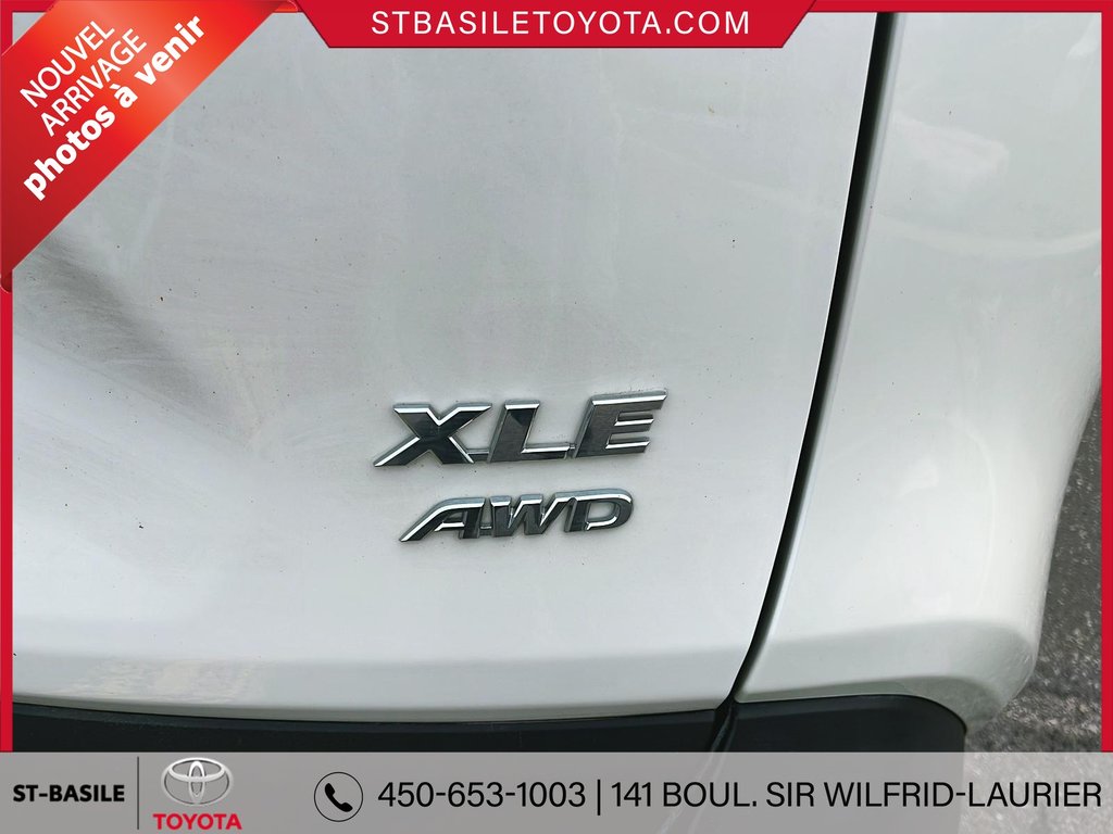 Toyota RAV4 XLE PREMIUM AWD CUIR TOIT VOLANT/SIÈGES CHAUFFANT 2022 à Saint-Basile-Le-Grand, Québec - 8 - w1024h768px
