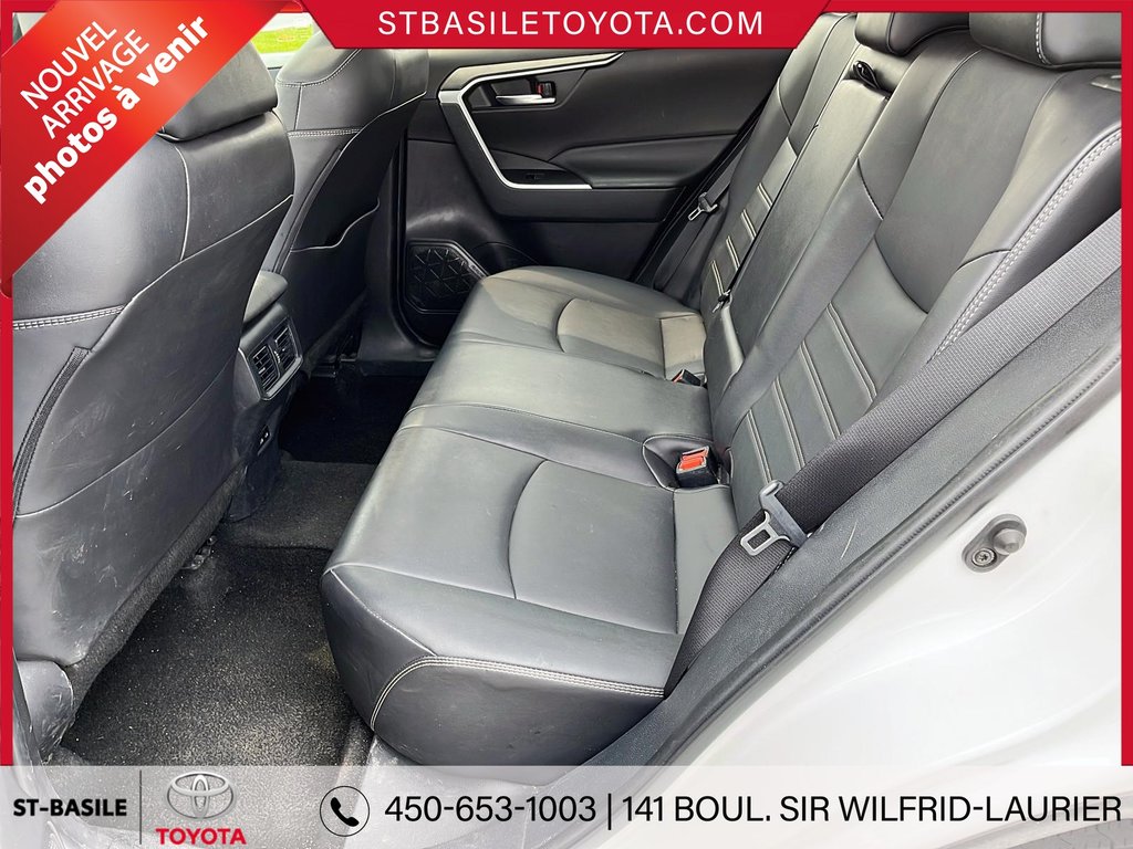 Toyota RAV4 XLE PREMIUM AWD CUIR TOIT VOLANT/SIÈGES CHAUFFANT 2022 à Saint-Basile-Le-Grand, Québec - 16 - w1024h768px
