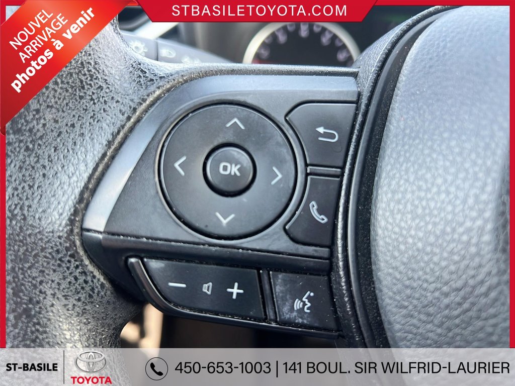 Toyota RAV4 LE FWD SIÈGES CHAUFFANT BLUETOOTH 2022 à Saint-Basile-Le-Grand, Québec - 12 - w1024h768px