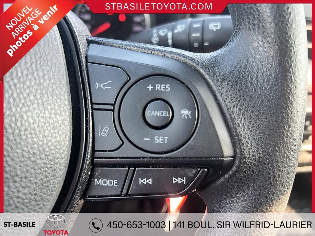 Toyota RAV4 LE FWD SIÈGES CHAUFFANT BLUETOOTH 2022 à Saint-Basile-Le-Grand, Québec - 13 - w1024h768px