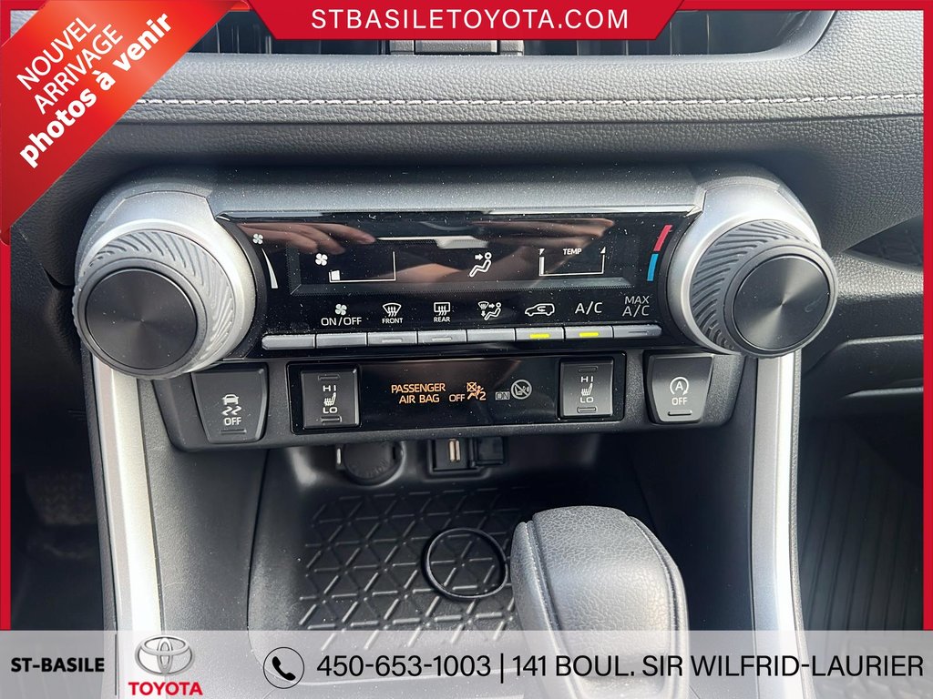 Toyota RAV4 LE AWD SIÈGES CHAUFFANT BLUETOOTH 2022 à Saint-Basile-Le-Grand, Québec - 16 - w1024h768px