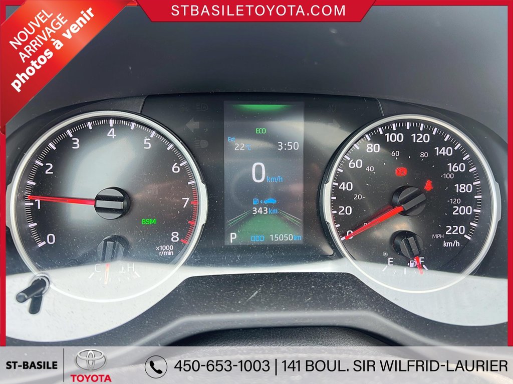 Toyota RAV4 XLE AWD SIÈGES CHAUFFANT TOIT OUVRANT BLUETOOTH 2022 à Saint-Basile-Le-Grand, Québec - 14 - w1024h768px
