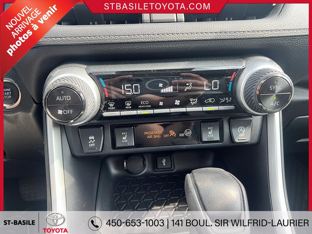 Toyota RAV4 XLE AWD SIÈGES CHAUFFANT TOIT OUVRANT BLUETOOTH 2022 à Saint-Basile-Le-Grand, Québec - 16 - w1024h768px