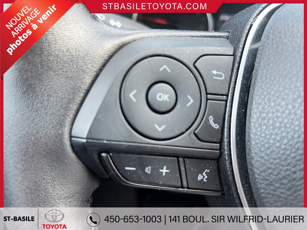 Toyota RAV4 XLE AWD SIÈGES CHAUFFANT TOIT OUVRANT BLUETOOTH 2022 à Saint-Basile-Le-Grand, Québec - 12 - w1024h768px