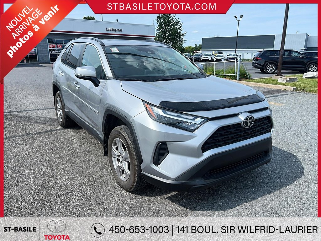 Toyota RAV4 XLE AWD SIÈGES CHAUFFANT TOIT OUVRANT BLUETOOTH 2022 à Saint-Basile-Le-Grand, Québec - 6 - w1024h768px