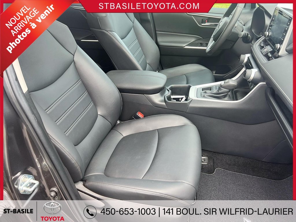 2022 Toyota RAV4 XLE PREMIUM INTÉRIEUR CUIR TOIT OUVRANT in Saint-Basile-Le-Grand, Quebec - 10 - w1024h768px