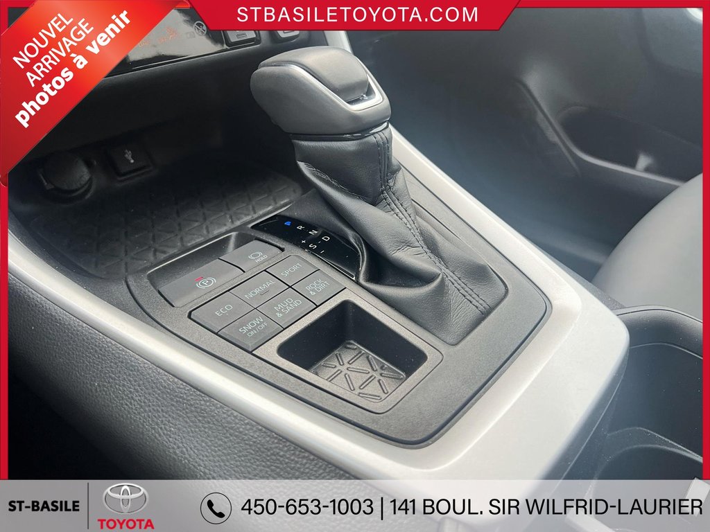 2022 Toyota RAV4 XLE PREMIUM INTÉRIEUR CUIR TOIT OUVRANT in Saint-Basile-Le-Grand, Quebec - 18 - w1024h768px
