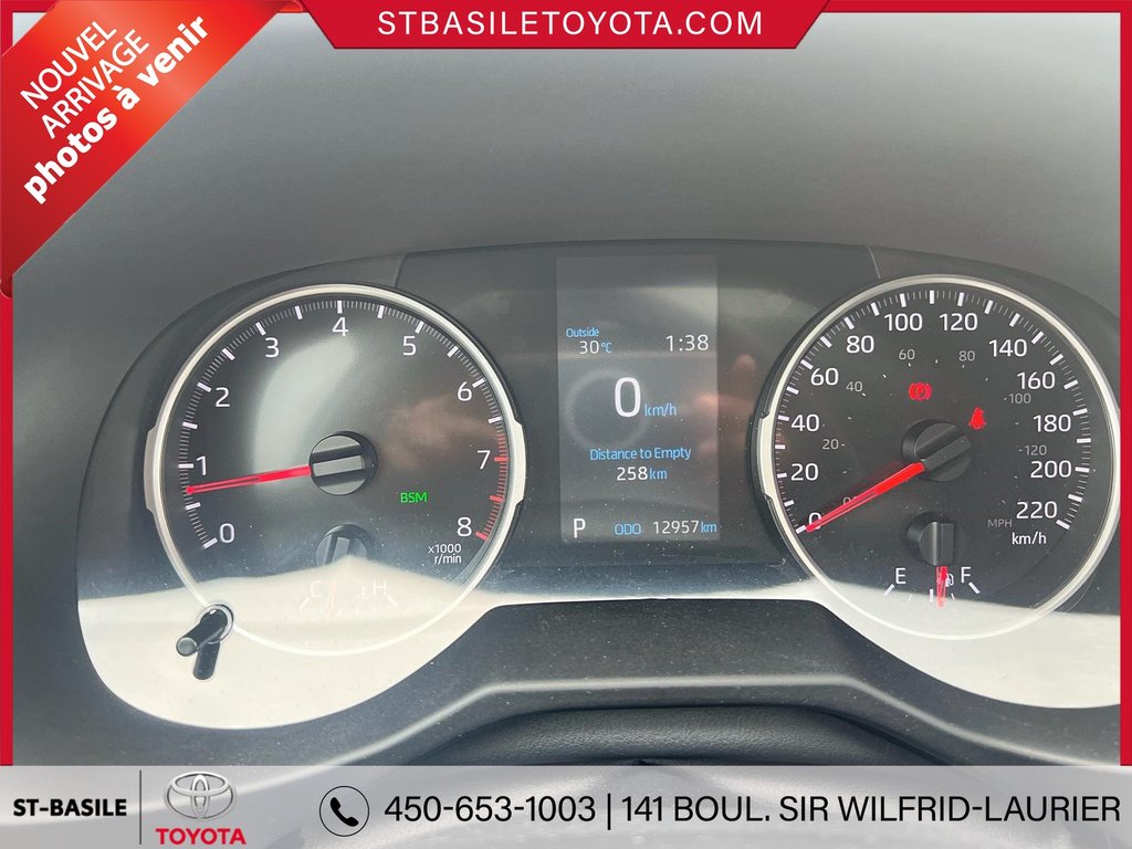 2022 Toyota RAV4 XLE PREMIUM INTÉRIEUR CUIR TOIT OUVRANT in Saint-Basile-Le-Grand, Quebec - 14 - w1024h768px