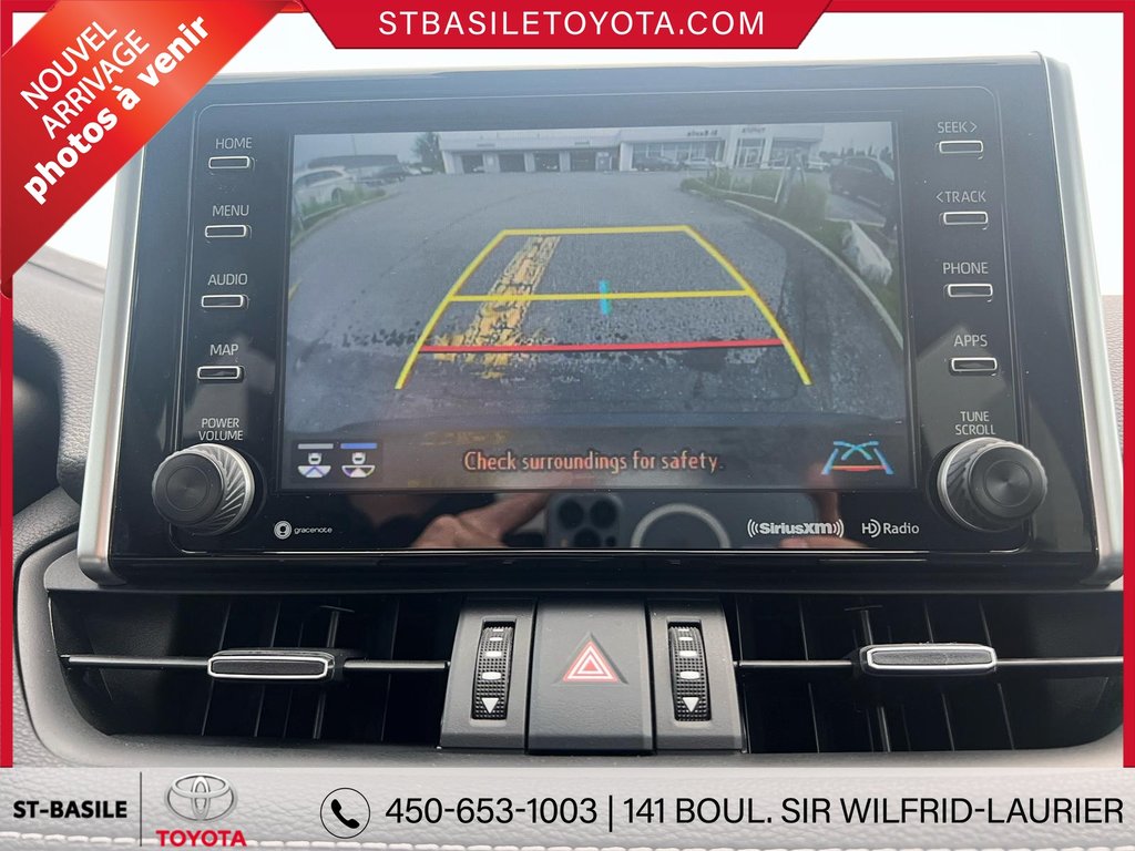 2022 Toyota RAV4 XLE PREMIUM INTÉRIEUR CUIR TOIT OUVRANT in Saint-Basile-Le-Grand, Quebec - 20 - w1024h768px