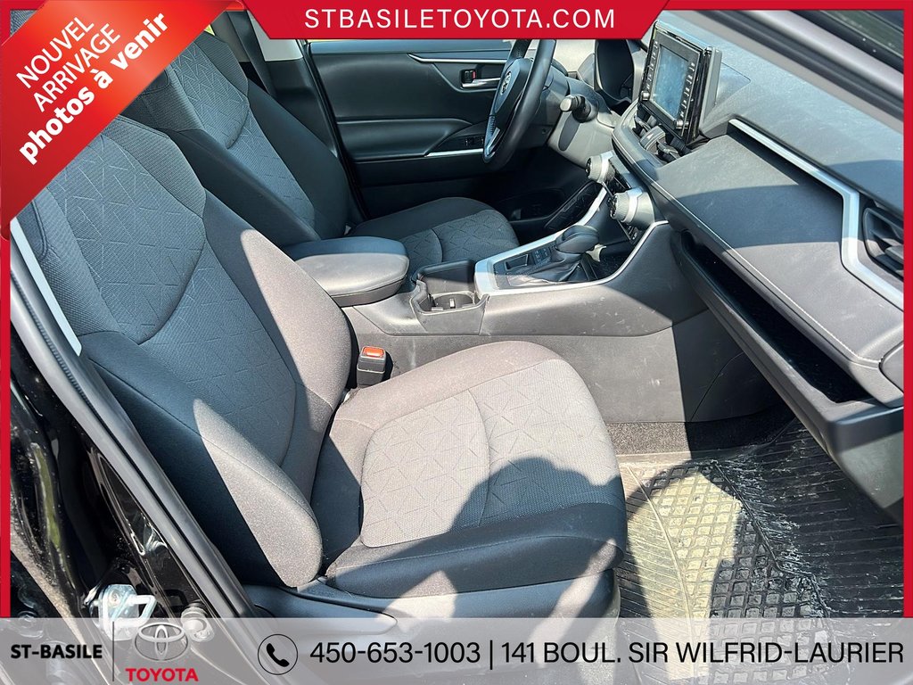 2022 Toyota RAV4 XLE AWD TOIT OUVRANT SIÈGES/VOLANT CHAUFFANT MAG in Saint-Basile-Le-Grand, Quebec - 10 - w1024h768px
