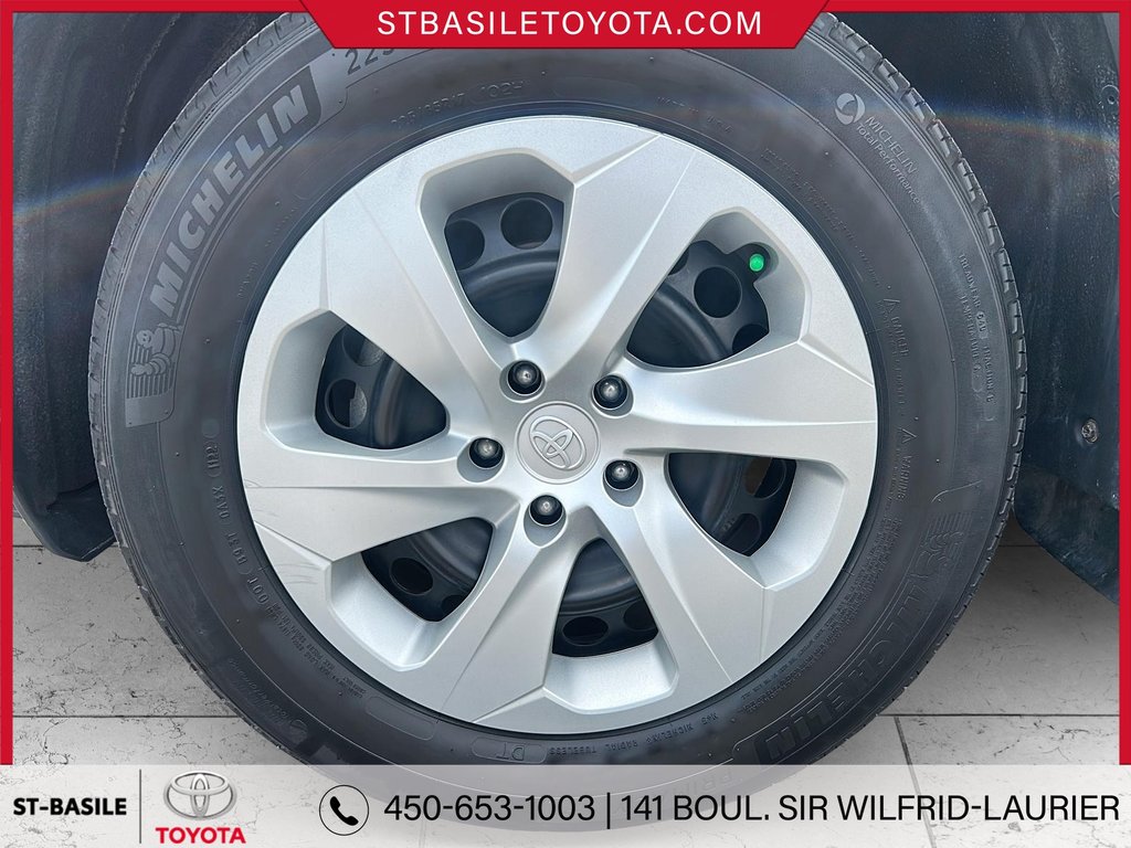 Toyota RAV4 LE FWD SIEGES CHAUFFANT BLUETOOTH 2022 à Saint-Basile-Le-Grand, Québec - 10 - w1024h768px