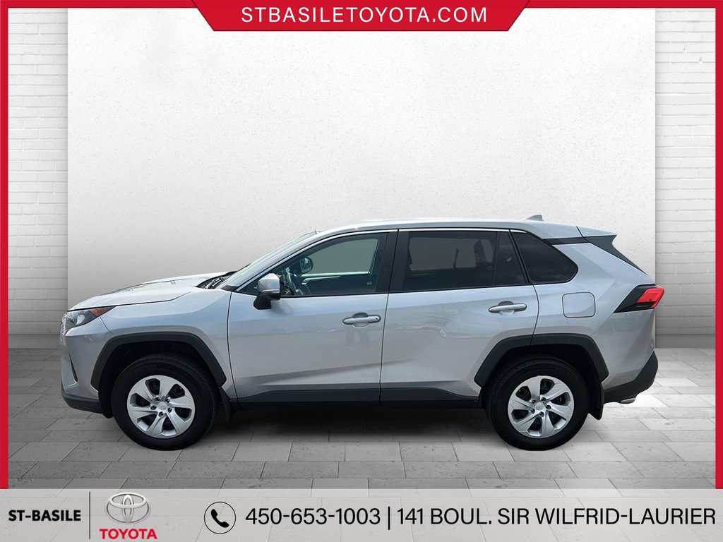 Toyota RAV4 LE FWD SIEGES CHAUFFANT BLUETOOTH 2022 à Saint-Basile-Le-Grand, Québec - 8 - w1024h768px