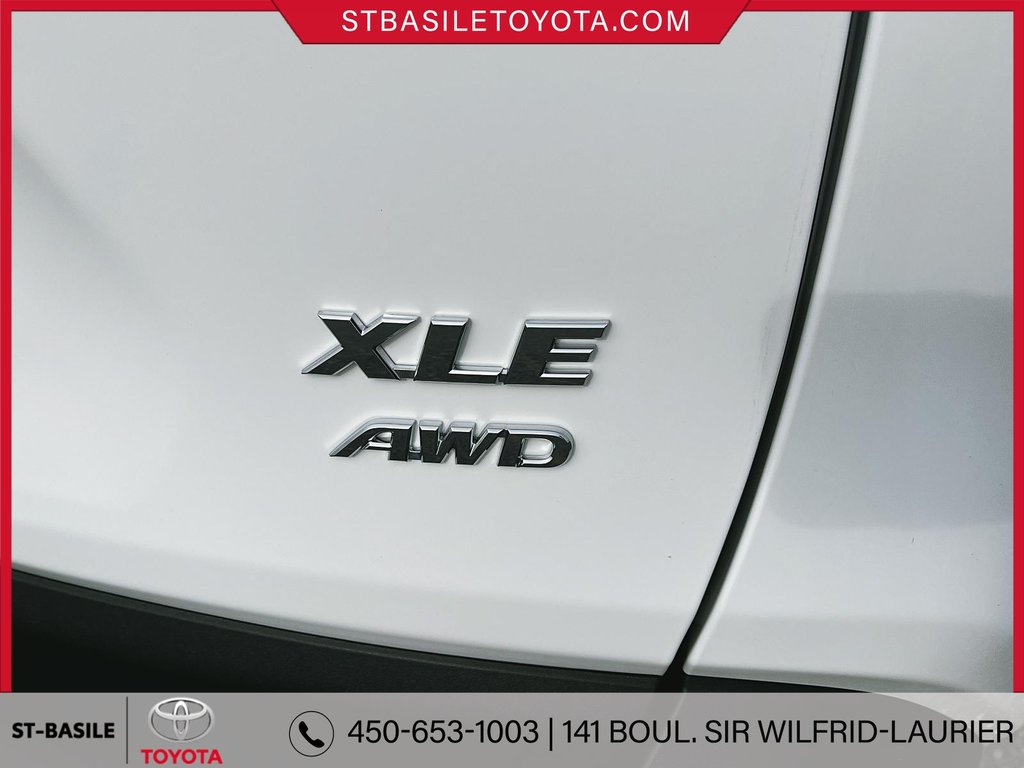 RAV4 XLE AWD MAGS TOIT VOLANT/SIEGES CHAUFFA 2023 à Saint-Basile-Le-Grand, Québec - 8 - w1024h768px