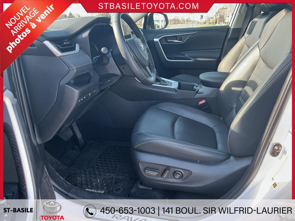 2023  RAV4 XLE PREMIUM  MAGS TOIT VOLANT/SIEGES CHAUFFA in Saint-Basile-Le-Grand, Quebec - 13 - w1024h768px