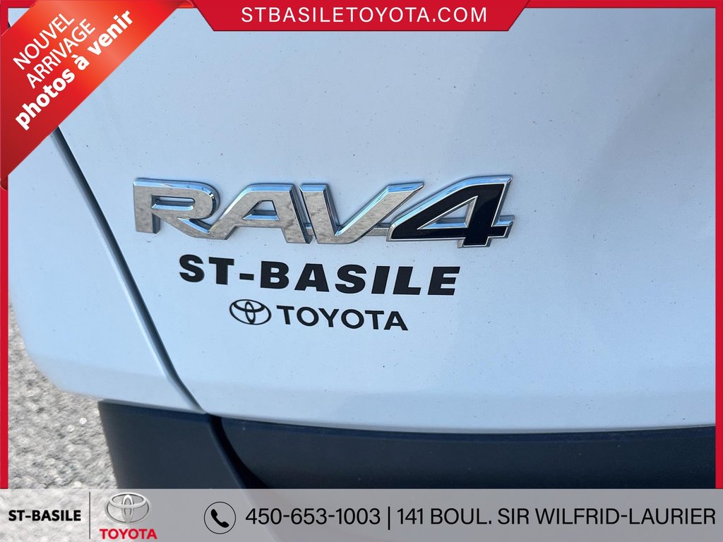 2023  RAV4 XLE PREMIUM  MAGS TOIT VOLANT/SIEGES CHAUFFA in Saint-Basile-Le-Grand, Quebec - 7 - w1024h768px