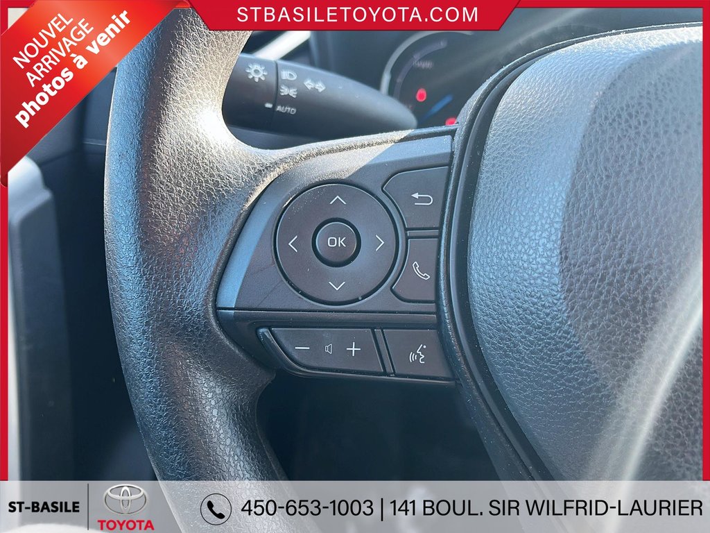 Toyota RAV4 Hybrid LE AWD SIEGES CHAUFFANTS CAMERA DE RECUL 2023 à Saint-Basile-Le-Grand, Québec - 17 - w1024h768px