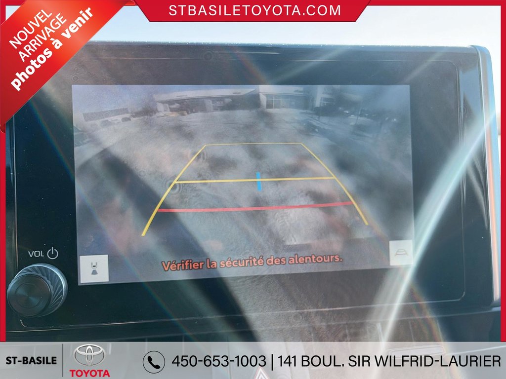 Toyota RAV4 Hybrid LE AWD SIEGES CHAUFFANTS CAMERA DE RECUL 2023 à Saint-Basile-Le-Grand, Québec - 23 - w1024h768px