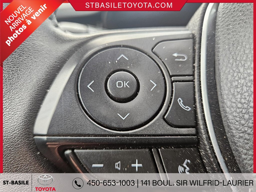 Toyota RAV4 XLE AWD TOIT SIEGES ET VOLANT CHAUFFANT CAMERA 2023 à Saint-Basile-Le-Grand, Québec - 17 - w1024h768px