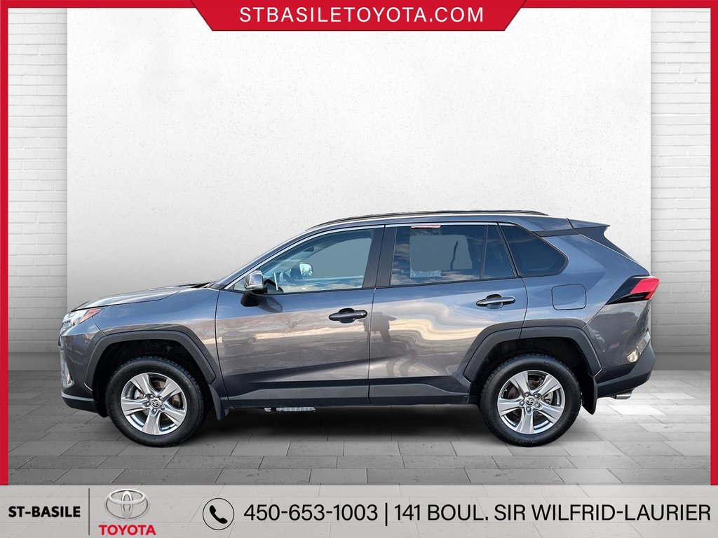 RAV4 XLE AWD MAGS TOIT VOLANT/SIEGES CHAUFFA 2024 à Saint-Basile-Le-Grand, Québec - 10 - w1024h768px