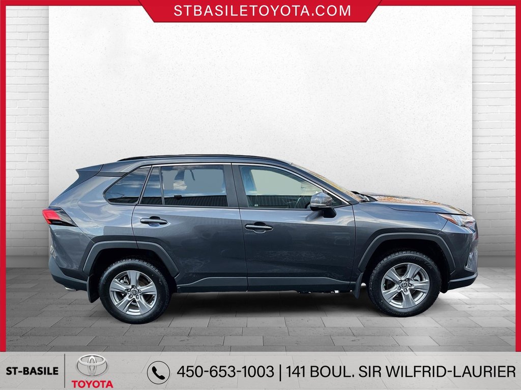 RAV4 XLE AWD MAGS TOIT VOLANT/SIEGES CHAUFFA 2024 à Saint-Basile-Le-Grand, Québec - 4 - w1024h768px