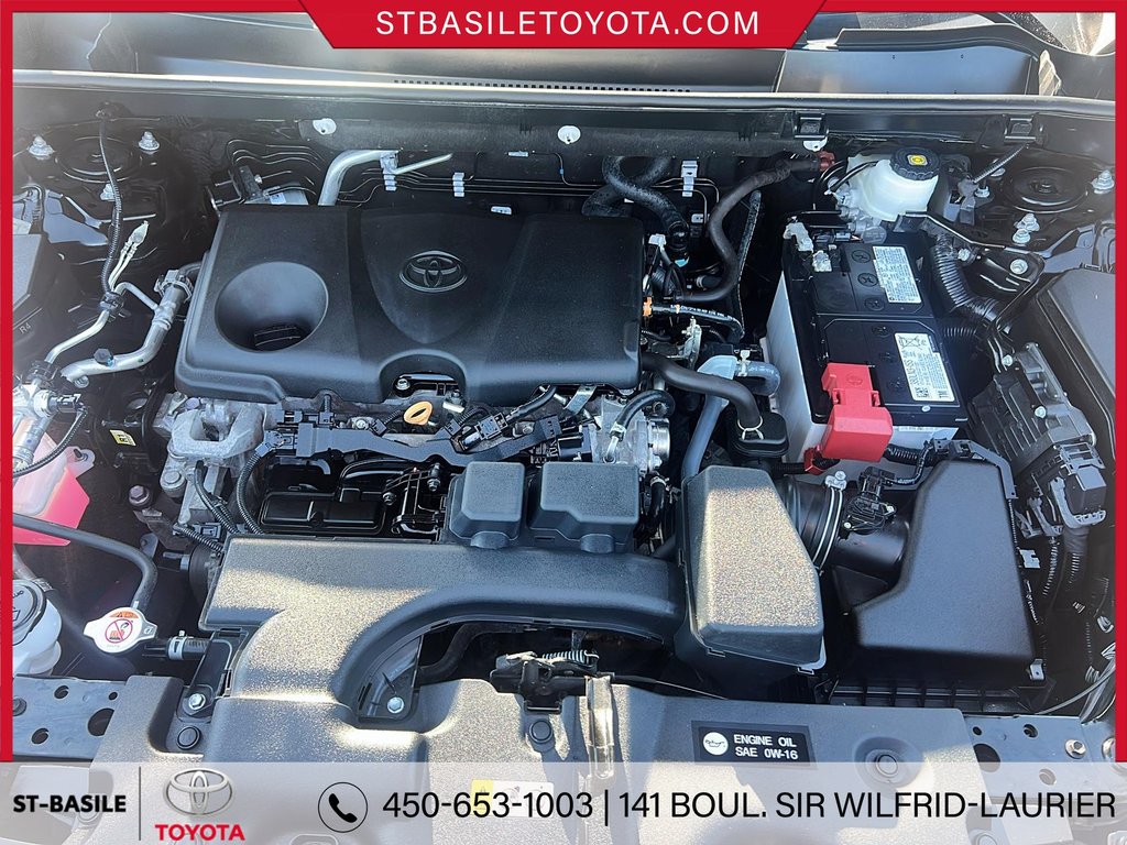 2024 Toyota RAV4 LE AWD SIEGES CHAUFFANTS CAMERA RECUL BLUETOOTH in Saint-Basile-Le-Grand, Quebec - 11 - w1024h768px