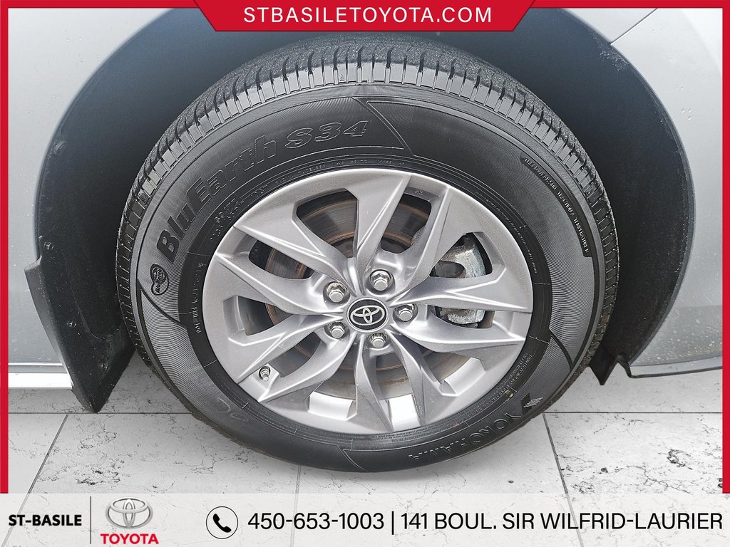 2022 Toyota Sienna XLE HYBRIDE INTERIEUR CUIR TOIT OUVRANT in Saint-Basile-Le-Grand, Quebec - 11 - w1024h768px