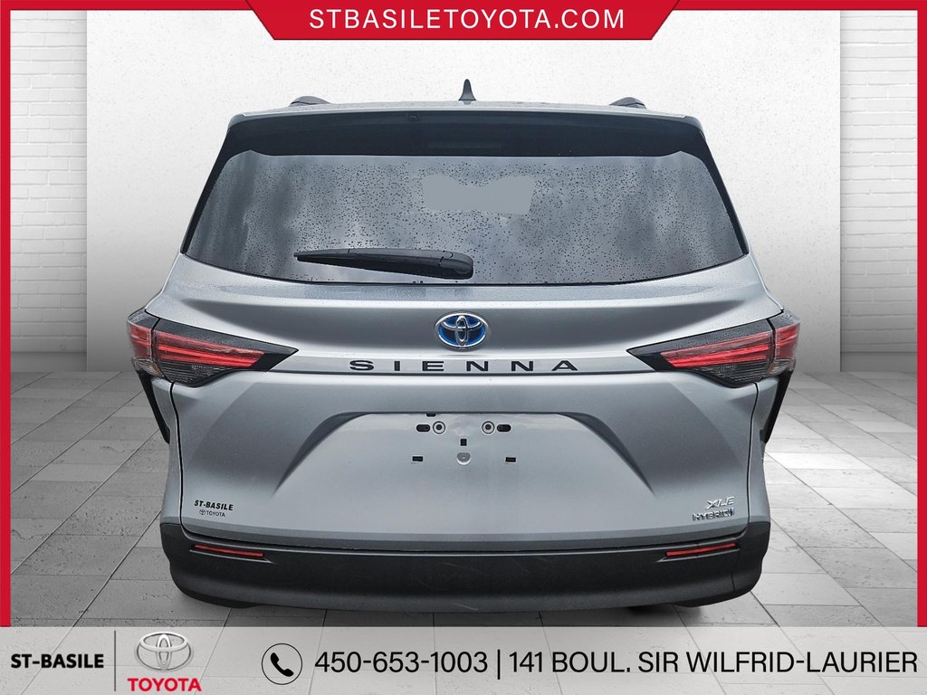 2022 Toyota Sienna XLE HYBRIDE INTERIEUR CUIR TOIT OUVRANT in Saint-Basile-Le-Grand, Quebec - 6 - w1024h768px