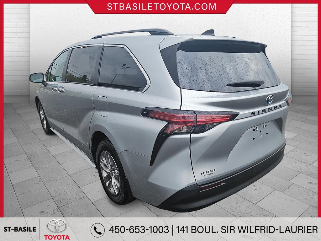 2022 Toyota Sienna XLE HYBRIDE INTERIEUR CUIR TOIT OUVRANT in Saint-Basile-Le-Grand, Quebec - 8 - w1024h768px