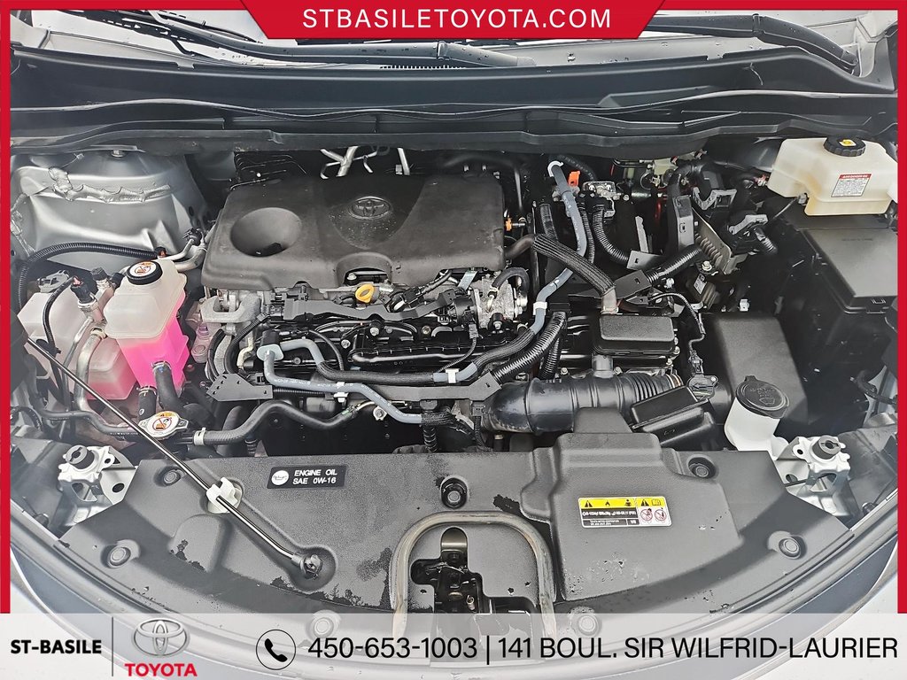 2022 Toyota Sienna XLE HYBRIDE INTERIEUR CUIR TOIT OUVRANT in Saint-Basile-Le-Grand, Quebec - 12 - w1024h768px
