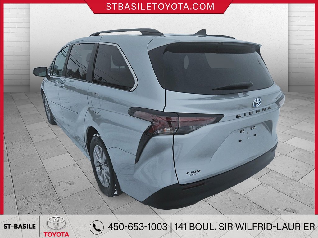 Toyota Sienna LE HYBRIDE AWD 8PASS MAGS VOLANT/SIEGES CHAUFFANTS 2024 à Saint-Basile-Le-Grand, Québec - 8 - w1024h768px