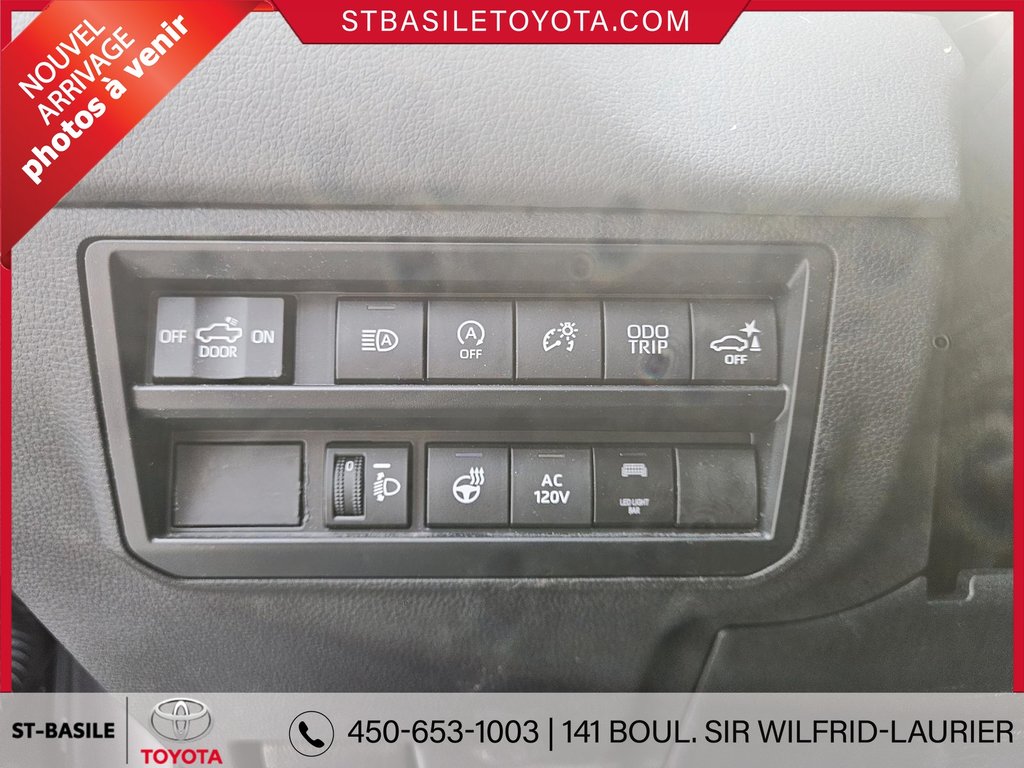 2023 Toyota Tundra CREWMAX LIMITED BOITE LONGUE 6.5p in Saint-Basile-Le-Grand, Quebec - 14 - w1024h768px