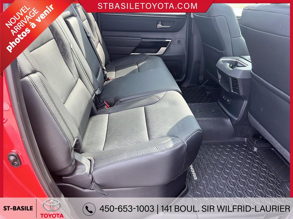 Toyota Tundra Limited Nigthshade CREW MAX CUIR GPS TOIT PANO V6 2024 à Saint-Basile-Le-Grand, Québec - 9 - w1024h768px