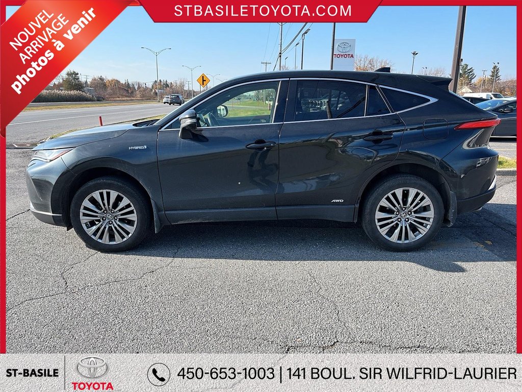 2021  Venza HYBRIDE LIMITED AWD CUIR TOIT PANORAMIQUE in Saint-Basile-Le-Grand, Quebec - 10 - w1024h768px