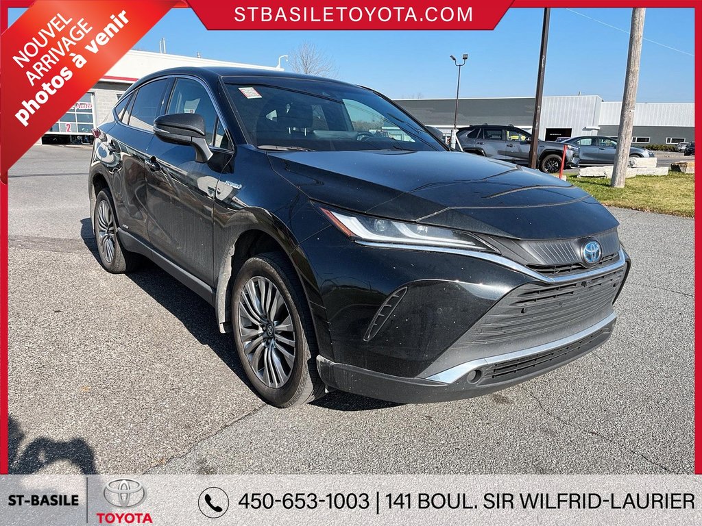 2021  Venza HYBRIDE LIMITED AWD CUIR TOIT PANORAMIQUE in Saint-Basile-Le-Grand, Quebec - 3 - w1024h768px