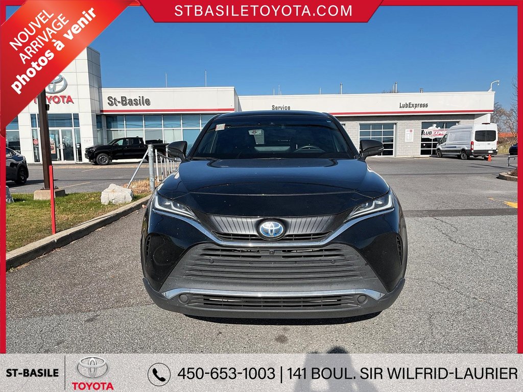 2021  Venza HYBRIDE LIMITED AWD CUIR TOIT PANORAMIQUE in Saint-Basile-Le-Grand, Quebec - 2 - w1024h768px