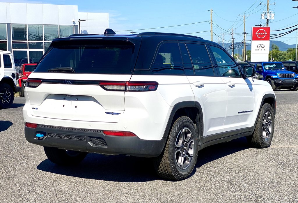 2023  Grand Cherokee 4xe Grand Phev in Saint-Basile-le-Grand, Quebec - 23 - w1024h768px