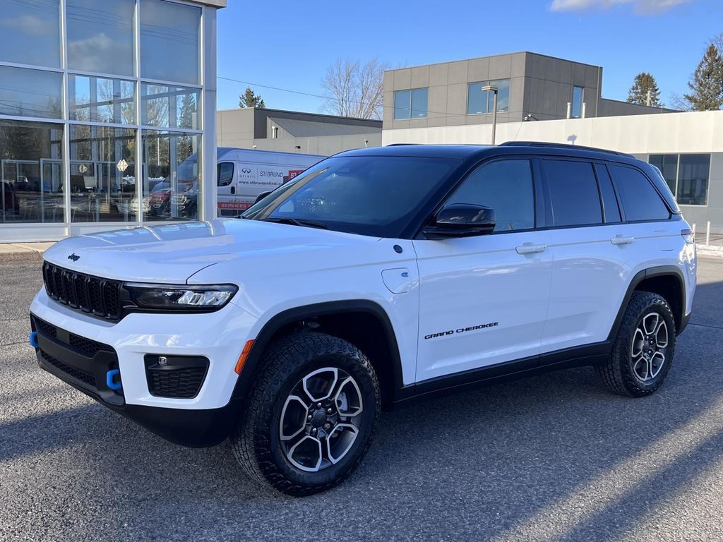 2023 Jeep Grand Cherokee 4xe GRAND CHEROKEE TRAILHAWK PHEV in Saint-Basile-le-Grand, Quebec - 3 - w1024h768px