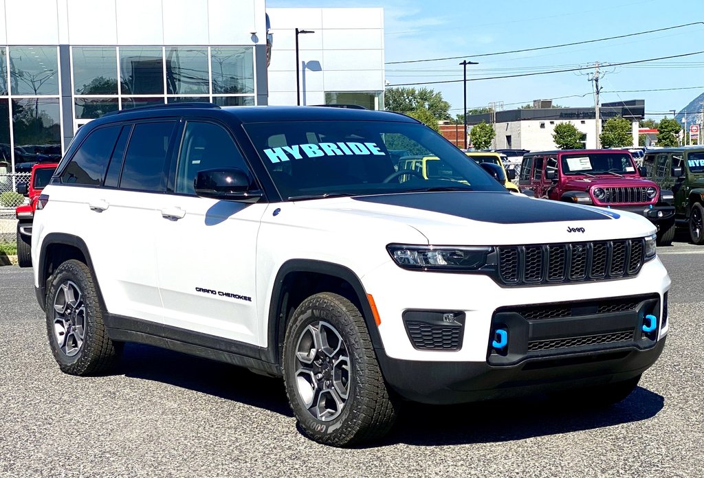 2023  Grand Cherokee 4xe Grand Phev in Saint-Basile-le-Grand, Quebec - 1 - w1024h768px