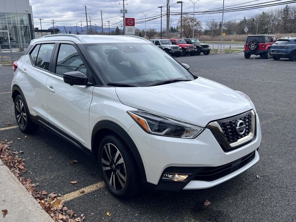 Nissan Kicks SR TA 2020 à Saint-Basile-le-Grand, Québec - 3 - w1024h768px