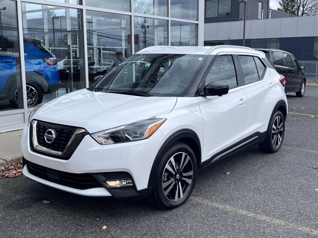 Nissan Kicks SR TA 2020 à Saint-Basile-le-Grand, Québec - 1 - w1024h768px