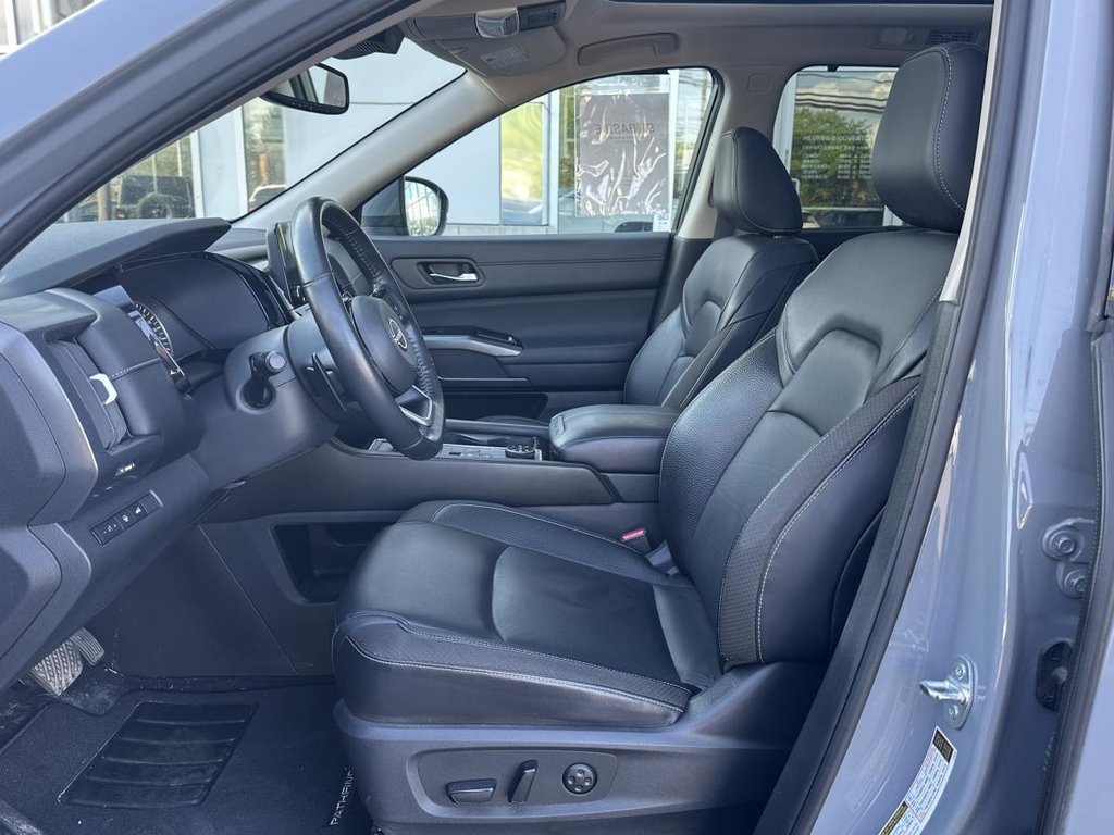 Nissan Pathfinder SL 4WD 2022 à Saint-Basile-le-Grand, Québec - 10 - w1024h768px