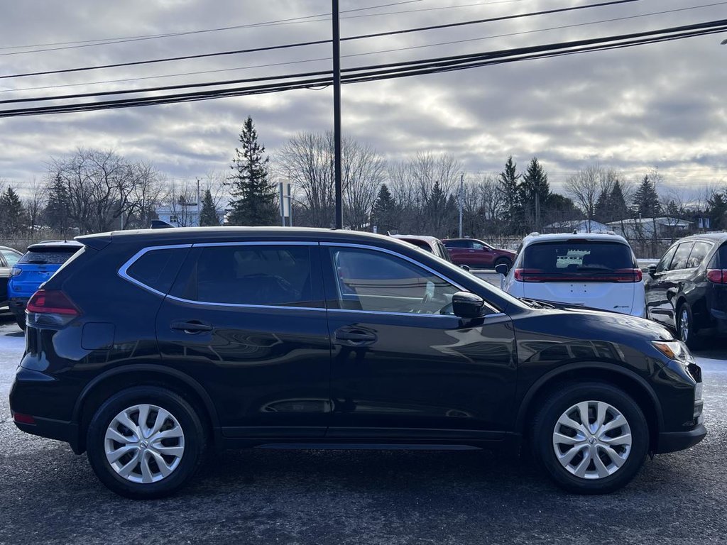 Nissan Rogue S TA 2018 à Saint-Basile-le-Grand, Québec - 4 - w1024h768px