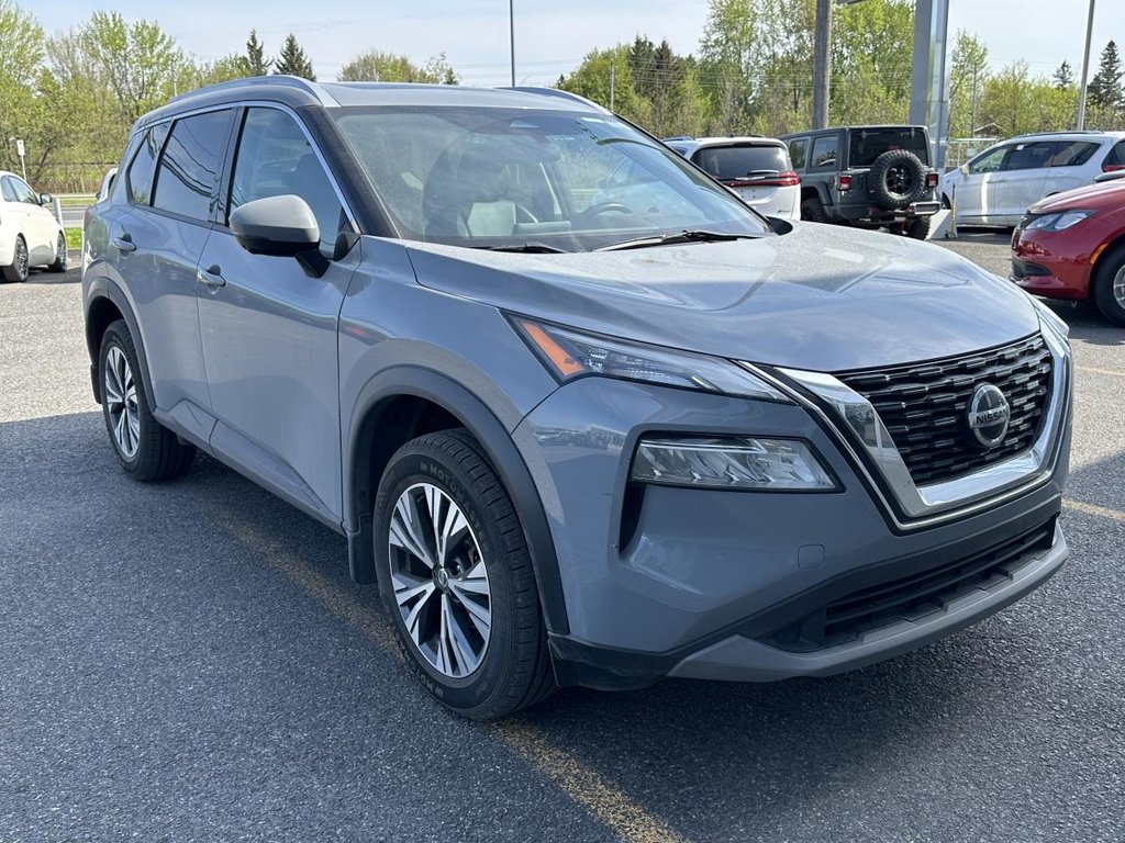 Nissan Rogue SV PRIVILEGE AWD 2021 à Saint-Basile-le-Grand, Québec - 2 - w1024h768px