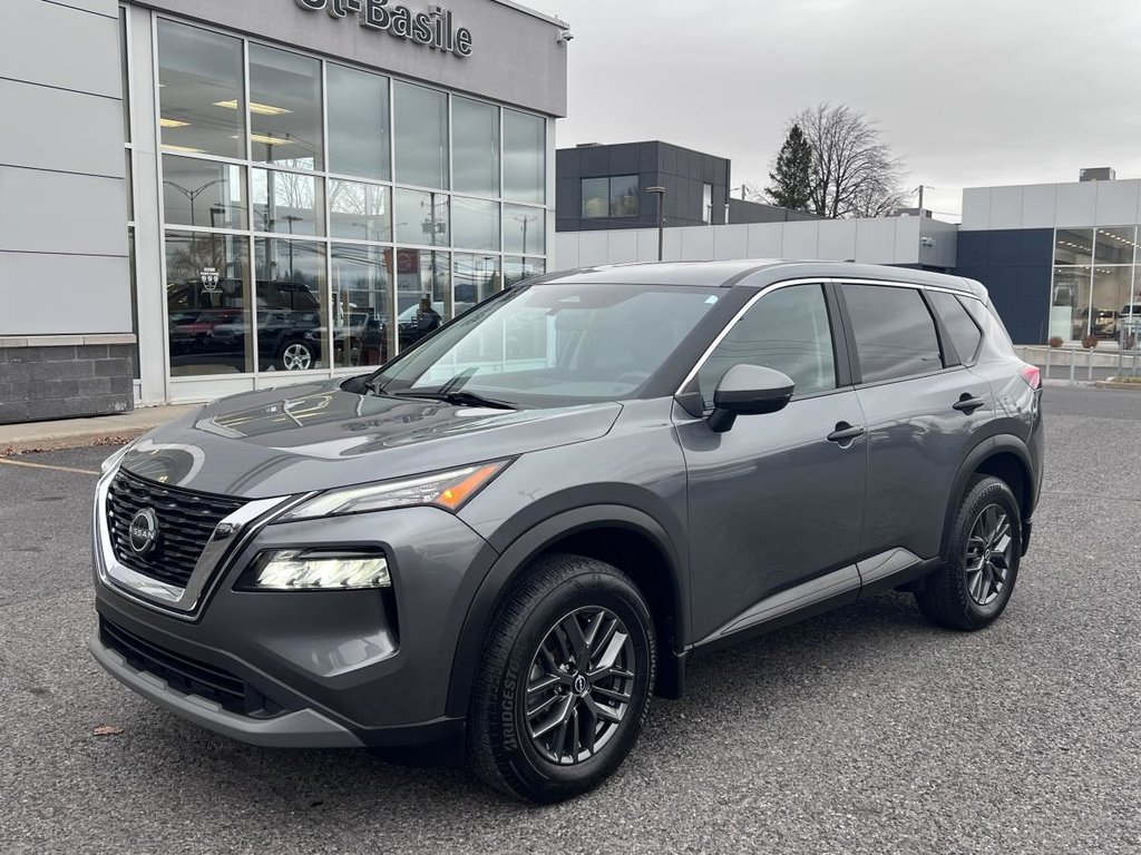 2023 Nissan Rogue S TI in Saint-Basile-le-Grand, Quebec - 3 - w1024h768px