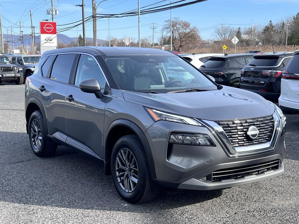 2023 Nissan Rogue S TI in Saint-Basile-le-Grand, Quebec - 1 - w1024h768px