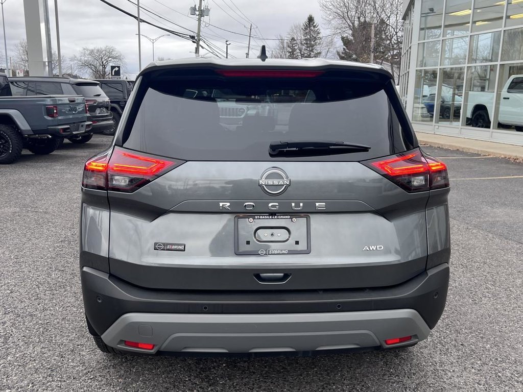 2023 Nissan Rogue S TI in Saint-Basile-le-Grand, Quebec - 16 - w1024h768px