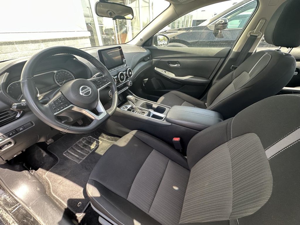 Nissan Sentra SV CVT 2022 à Saint-Basile-le-Grand, Québec - 3 - w1024h768px