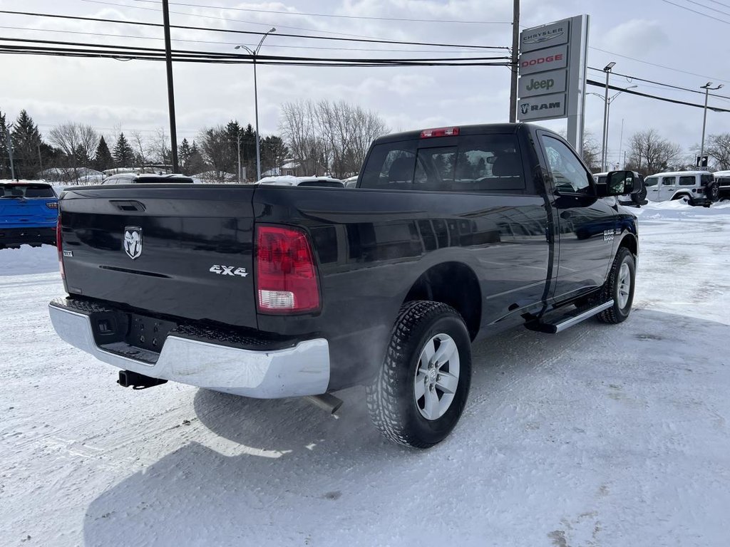 Ram 1500 Classic SLT cabine simple 4x4 caisse de 8 pi 2023 à Saint-Basile-le-Grand, Québec - 17 - w1024h768px