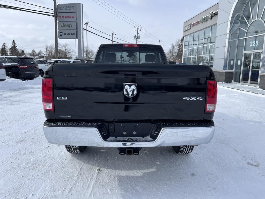 Ram 1500 Classic SLT cabine simple 4x4 caisse de 8 pi 2023 à Saint-Basile-le-Grand, Québec - 16 - w1024h768px